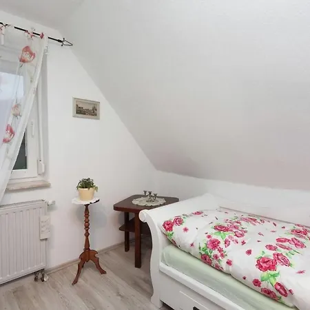 Ledig 92662 By Interhome Apartment Freital